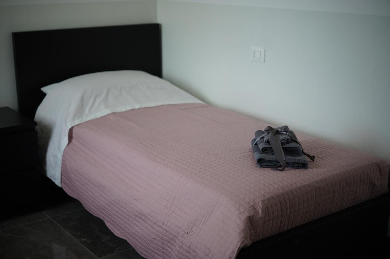 Welcome Milano Guest House Bagian luar foto